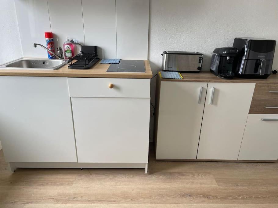 Duesseldorf Messe And Airport, 2-Bedroom Apartment With Kitchen And Garden Duisburg Luaran gambar