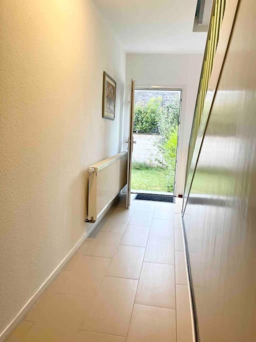 Duesseldorf Messe And Airport, 2-Bedroom Apartment With Kitchen And Garden Duisburg Luaran gambar